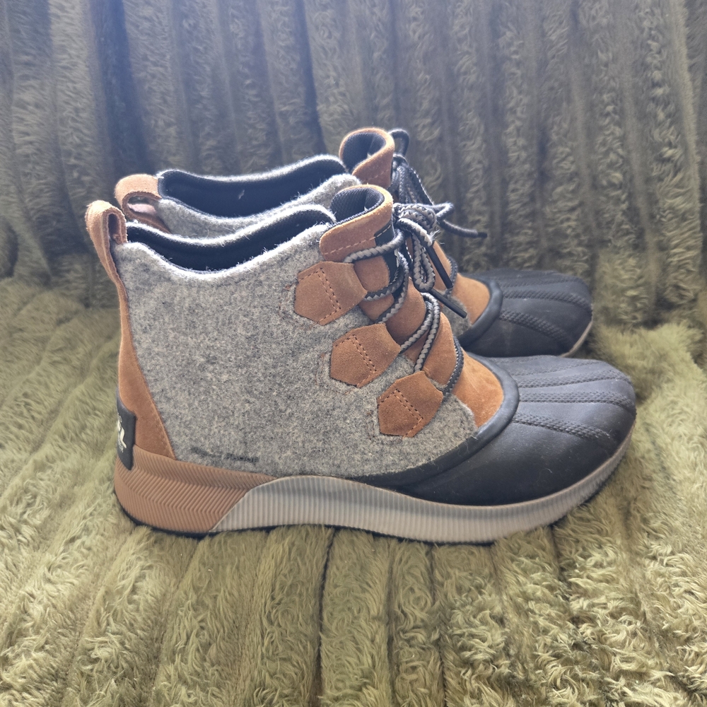 Sorel Women's Gray and Brown Sneakers - Picture 3 of 5